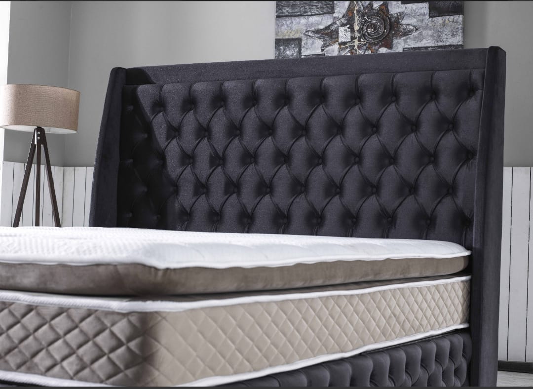 Pat cu spațiu de depozitare Tiamo