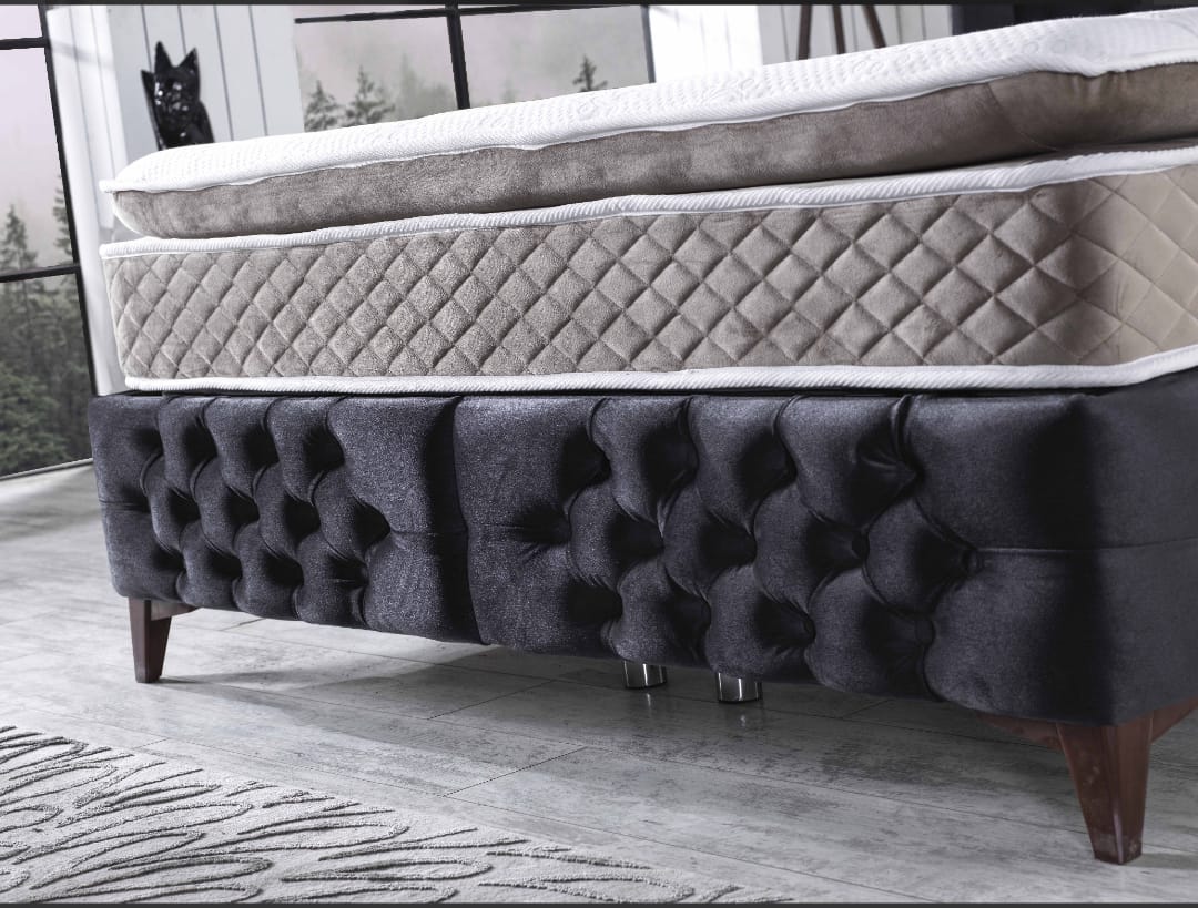 Pat cu spațiu de depozitare Tiamo