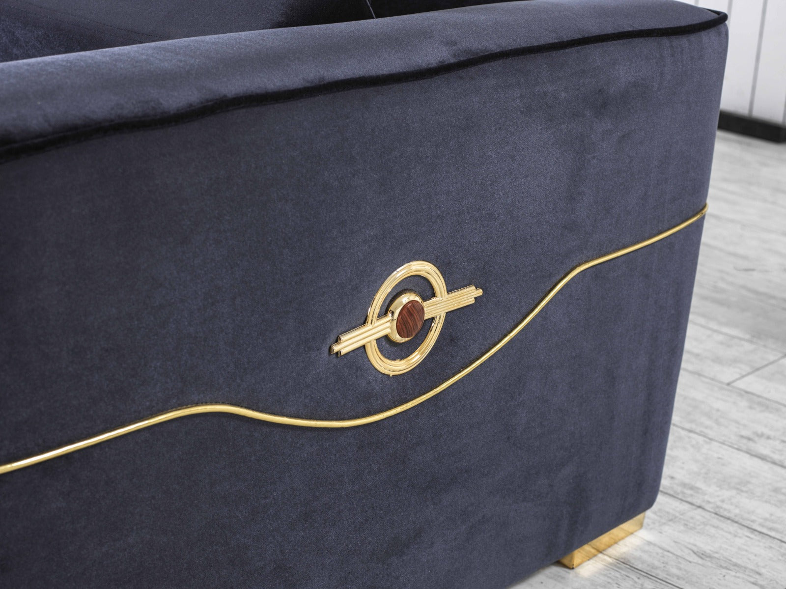 Canapea 3 locuri extensibilă cu spațiu de depozitare Astra